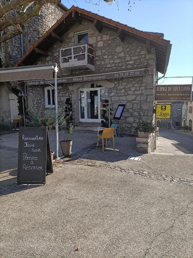 Auberge Du Vieux Lanas Logis Hotel Restaurant Exterior foto